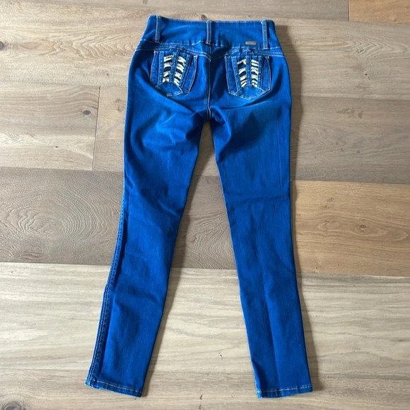 Butt Lifting Colombian Jeans Size 9 - Picture 4 of 7